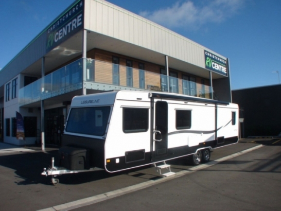 Leisure Line - Platinum - 906 SE
